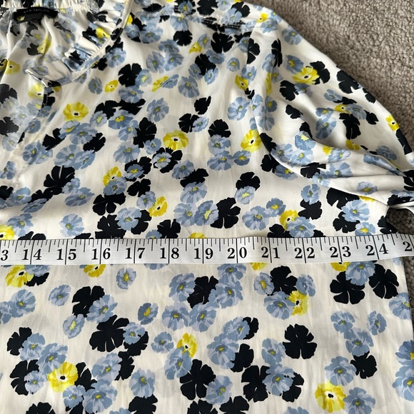 Ann Taylor - Floral Print Ruffle Neck Long Sleeve Top - XL - Picture 6 of 8